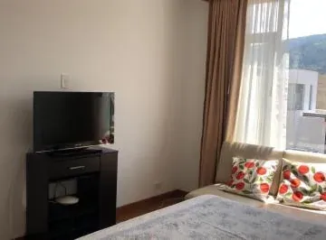 Se Vende Amplio y Cómodo Departamento Ubicado en Tumbaco, Dentro Urbanización La Viña Pr — imagen 2
