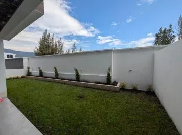 Departamento de Venta en Planta Baja, Jardin Privado, en Cumbayá! — imagen 4