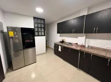 Departamento de 126 m² con 3 Habitaciones en Venta y Alquiler en Los Ceibos, Guayas — imagen 2