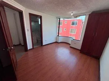 De Venta Hermosa Casa de 4 Dorm. en La Urbanizacion El Condado — imagen 2