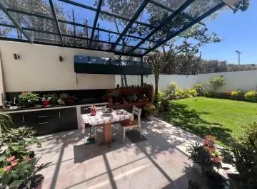 Venta, Amplio Departamento Ruta Viva con Jardín — imagen 2