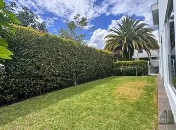 Venta Casa Amplia con Jardín en Tumbaco – Sector Vía Ventura — imagen 3