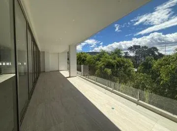 Exclusivo Penthouse 3 Dorm. con Terraza Privada — imagen 4