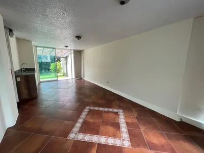Casa de 587 m² con 3 Dorm. en Venta en Cumbayá — imagen 4