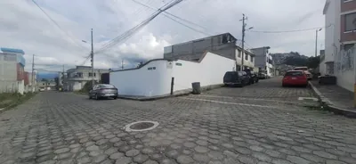 Terreno Esquinero en Venta con Departamento de 1 Piso en Calderón: Espacio, Inversión y Oportuni — imagen 5