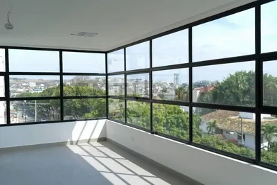 Oficinas de Estreno Ceibos Excelente Ubicación y Vista Alest, Guayas — imagen 5
