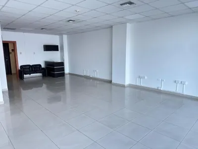 Oficina en Venta, Edificio Plaza Center, Guayas — imagen 3
