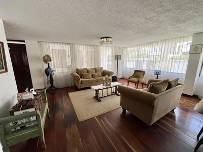 Departamento de Venta Dentro de Miravalle 2 Cumbayá — imagen 5