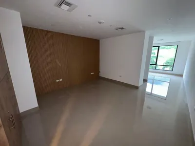 Oficina Comercial de 43 m² en Venta en La Vista San Eduardo en Vía a La Costa, Guayas — imagen 4
