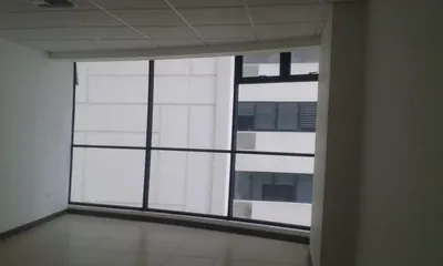 Venta de Oficina - Emporium - Puerto Santana, Guayas — imagen 4
