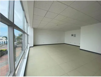 Alquiler o Venta de Oficina en Edificio Bellini con Vista Al Rio, Guayas — imagen 4