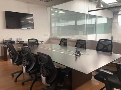Vendo Oficinas en Zona Industrial — imagen 3