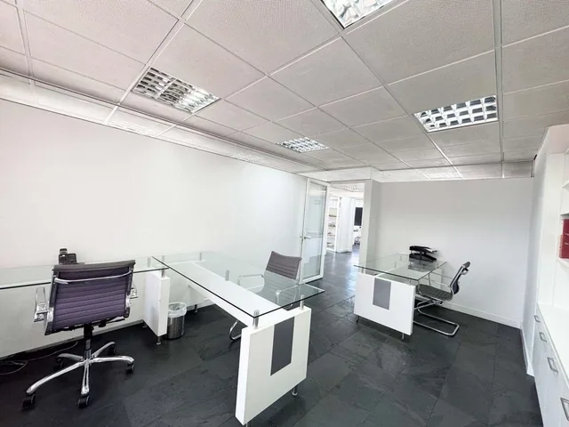 Oficina en Venta 279 m² Edif. Concorde Av12 Octubre — imagen 4