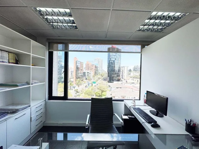 Oficina en Venta 279 m² Edif. Concorde Av12 Octubre — imagen 2