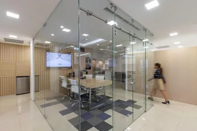 Edificio La Previsora - Oficina Comercial de 120 m² en Venta y Alquiler, Centro de Guayaquil, Guayas — imagen 2