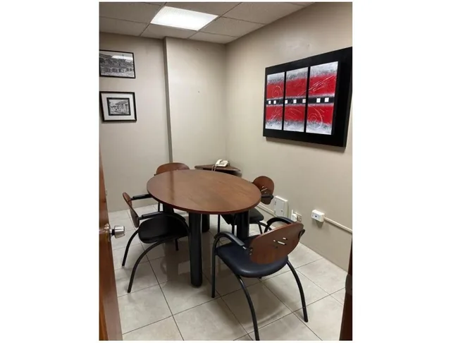 Se Vende/alquila Oficina en Torres del Norte, Guayas — imagen 3