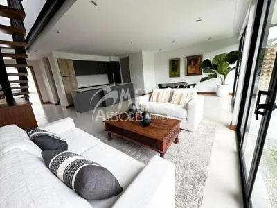 Casas por Estrenar de Venta en Santa Rosa - Tumbaco — imagen 3
