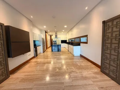 Casa de Lujo en Cumbayá – 997 m² de Terreno en Rivera de La Viña — imagen 3