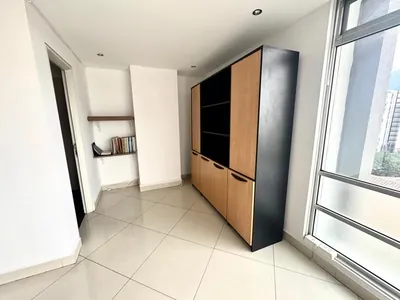 Oficina de Venta Veintimilla 79 m $85.000 — imagen 2