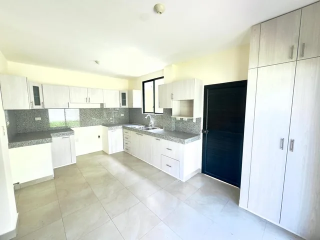 Vendo Casa de Estreno Bosques de La Costa 3 Dorm Patio Amolio, Guayas — imagen 2