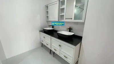 Vendo Casa Esquinera, Remodelada en La Puntilla, 6 Dorm., Piscina, Guayas — imagen 2