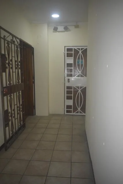 De Venta Oficina en El C. C Paseo del Parque - N. Dorado, Guayas — imagen 3