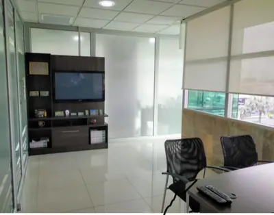 Venta Oficina - Zona Aeropuerto Jose Joaquín de Olmedo, Guayas — imagen 2