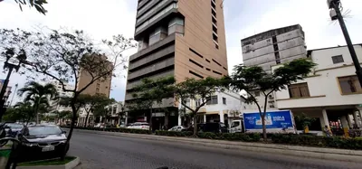 En Venta Oficina #1 Centro de Guayaquil Av 9 de Octubre -, Guayas — imagen 3