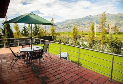 Se Vende Casa Frente Al Lago San Pablo en Otavalo, Imbabura — imagen 4
