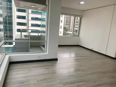 Mga / Venta Oficina, Piso 5, La Carolina — imagen 4