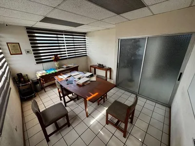 Oficina de Oportunidad en El Edificio “las Terrazas”, Guayas — imagen 5