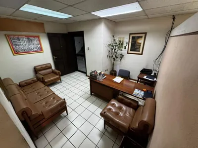 Oficina de Oportunidad en El Edificio “las Terrazas”, Guayas — imagen 4