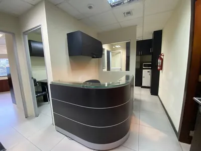 Oficina The Point 47 m², Vista Lateral Al Rio, Guayas — imagen 3
