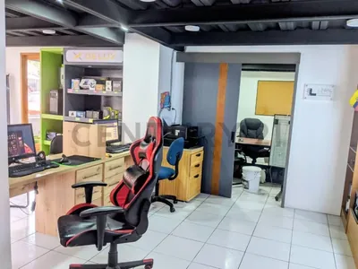 Propiedad Mixta, Oficina y Departamento en Venta en La Luis Cordero — imagen 4