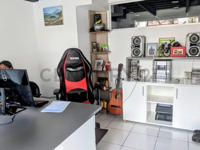 Propiedad Mixta, Oficina y Departamento en Venta en La Luis Cordero — imagen 2
