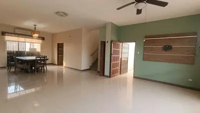 Los Ceibos Familias Grandes o Empresas Casa en Venta, Guayas — imagen 3