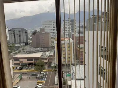 Re/max Futuro Vende Moderna Suite de 73 m² Av Amazonas — imagen 5