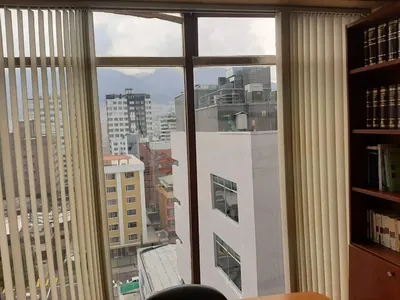 Re/max Futuro Vende Moderna Suite de 73 m² Av Amazonas — imagen 4