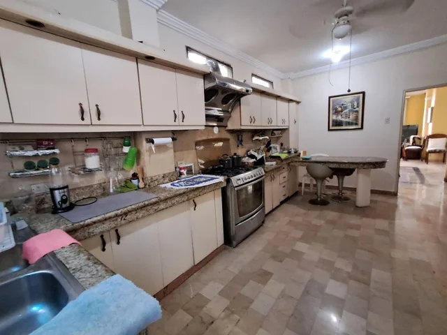 Venta de Casa en Av Comercial de Bellavista en Guayaquil 400 m² de Construccion, Guayas — imagen 2