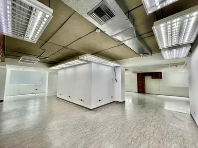 Oficina un Solo Piso de Venta o Renta en La Portugal — imagen 4