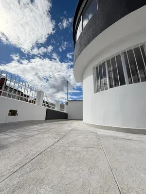 Casa en Venta, Comercial y Rentera, Sector Mercado 12 de Abril Cuenca Ec. Azuay — imagen 3