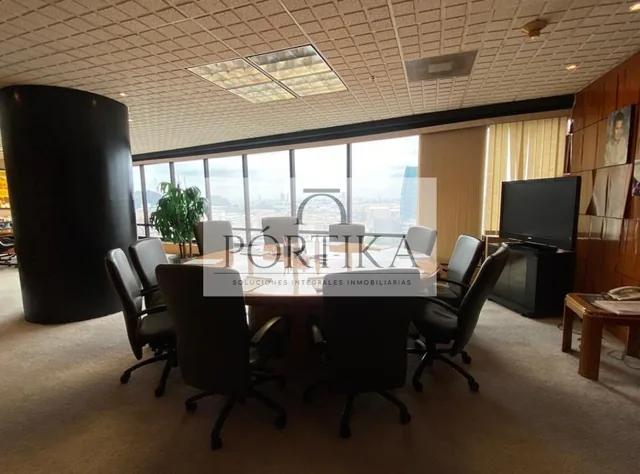 Venta Oficina - Edificio Centrum - Av Francisco de Orellana, Guayas — imagen 4