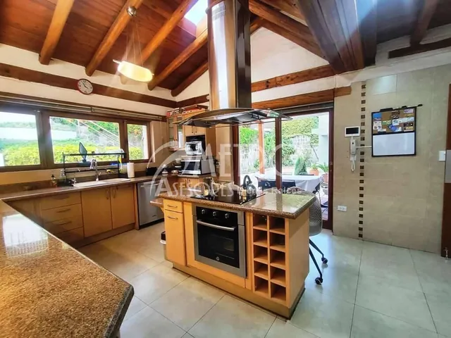 Casa en Venta 736 m² en Cumbayá Urb. Portal de Cumbayá 1 — imagen 2