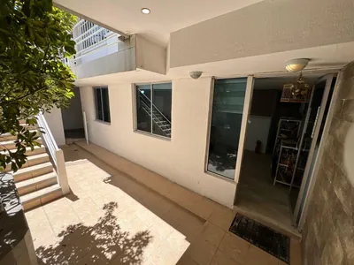 ¡Venta de Amplia Casa Independiente en El Norte de Quito – Barrio La Florida! — imagen 5
