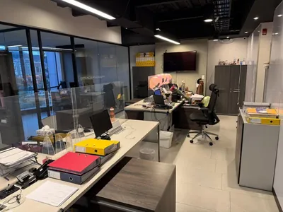 Oficina Comercial de 280 m² en Venta en La Carolina — imagen 2