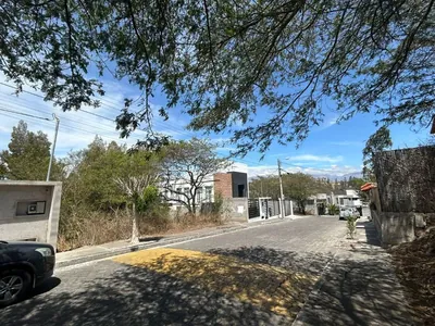 Venta Hermoso Terreno en Urbanización Privada Nayón Camino Antiguo Al Reservorio de Cumbayá — imagen 4
