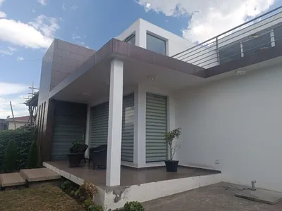 Casa con 541 m² Terreno, 4 Recámaras en Venta en Norte Riobamba, Chimborazo — imagen 3
