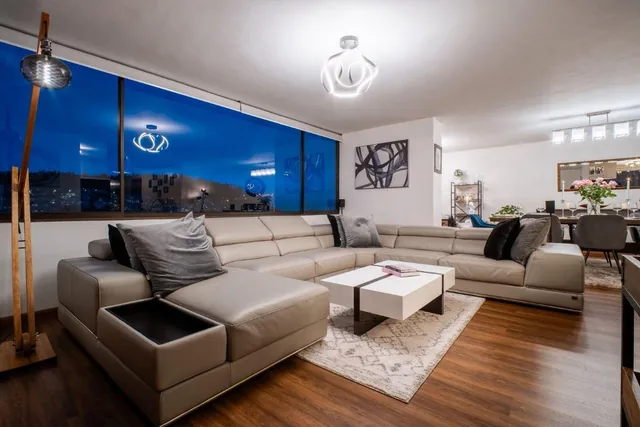 Espectacular Departamento Amoblado de Lujo - González Suarez — imagen 3
