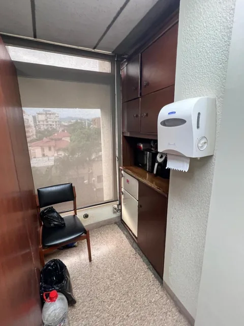 Vendo Oficina Comercial en El Centro de Guayaquil, Guayas — imagen 2