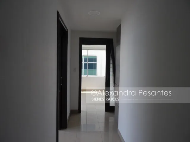 Oficina de 106 m² en Venta Edificio Corporativo Ciudad del Sol. Guayaquil, Guayas — imagen 2